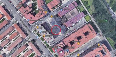 Local comercial en venta en León, Pinilla photo 0