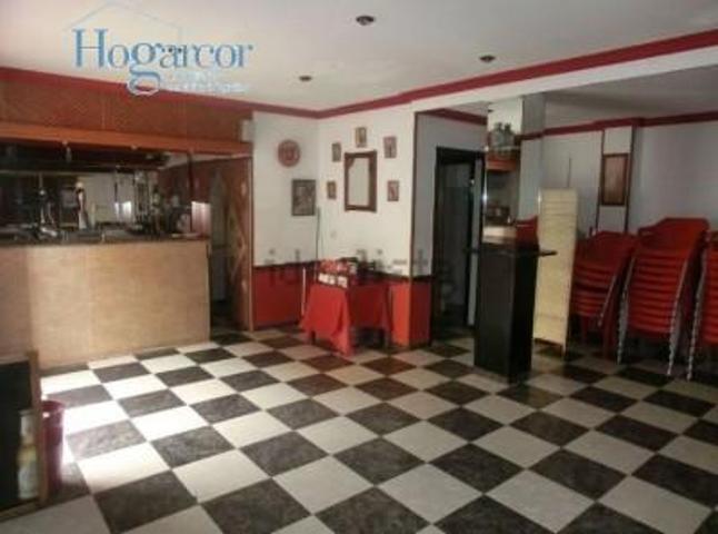 Local comercial en venta en Córdoba, Sagunto photo 0