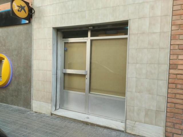 Local comercial en venta en Almansa, Centro photo 0