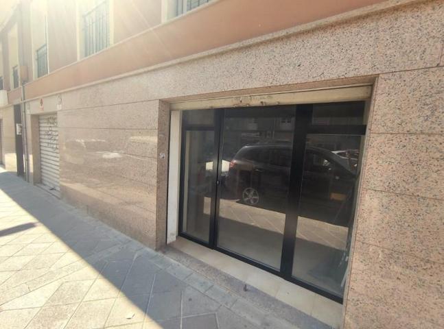 Local comercial en venta en Elche, Plaza Crevillente photo 0