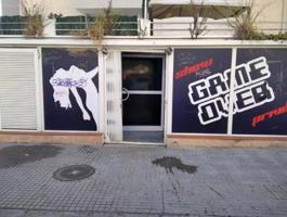 Local comercial en venta en Gandia, Playa de Gandia photo 0