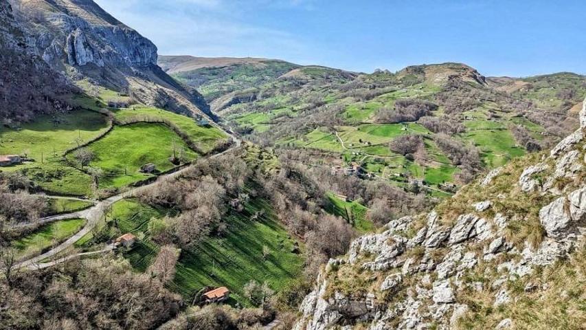 Chalet en venta en Miera, CALSECA photo 0