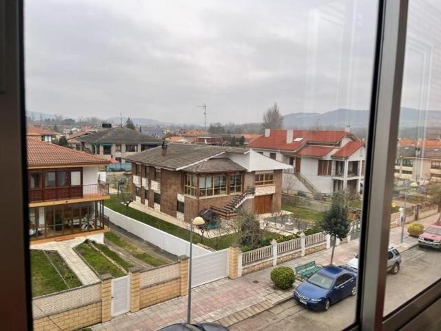 Piso en venta en Medina de Pomar, Calle Portugalete, 09500 photo 0