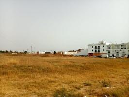Terreno en venta en Los Palacios y Villafranca, Avenida de sevilla photo 0
