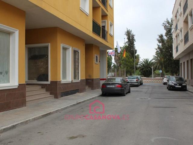 Local comercial en venta en Bigastro photo 0