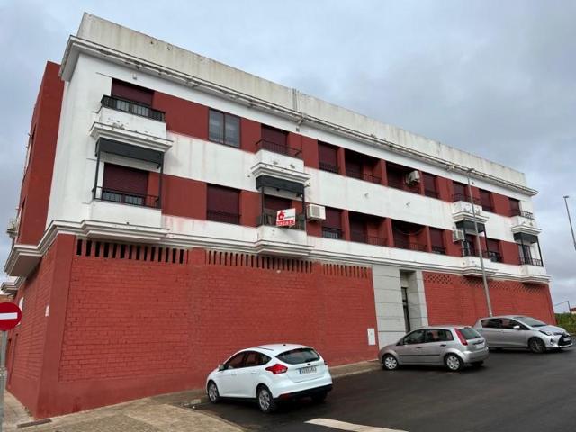 Piso en venta en Almendralejo photo 0