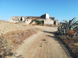 Casa con terreno en venta en Lorca, La Parroquia photo 0