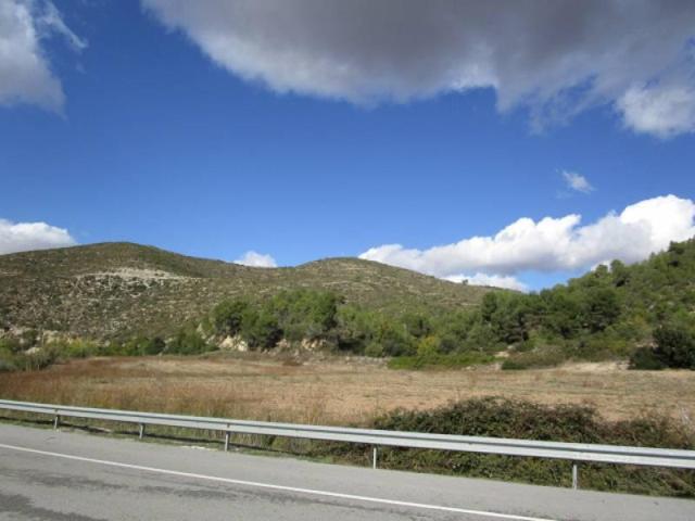 Terreno en venta en Jorba, Afueras photo 0