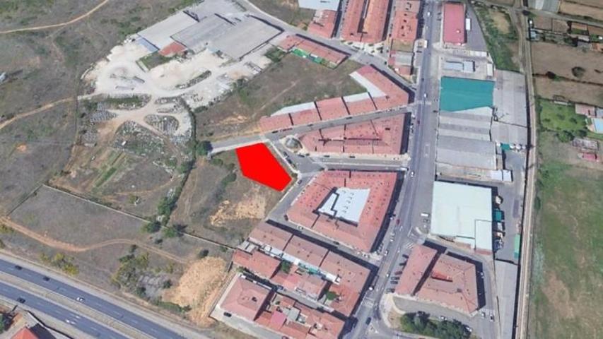 Terreno en venta en Villaquilambre, Villaquilambre photo 0