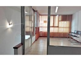 Oficina en venta en El Vendrell, El Tancat- Mas photo 0