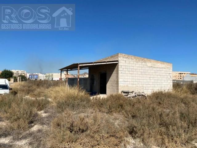 Casa con terreno en venta en Monforte del Cid photo 0