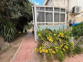 Bungalow en venta en Torrevieja, Nueva Torrevieja photo 0