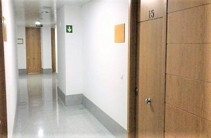 Oficina en venta en Sevilla, CALLE DOCTOR GONZALEZ CARABALLO, 1, 41020 photo 0