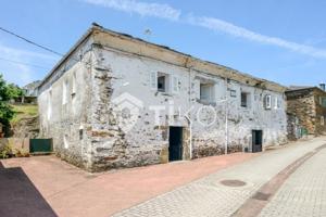 Casa con terreno en venta en Grandas de Salime photo 0