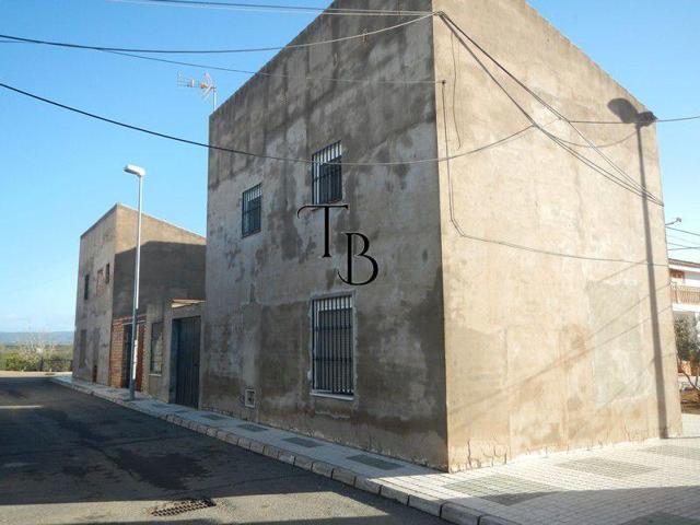 Chalet en venta en Alcalá del Río, Esquivel photo 0