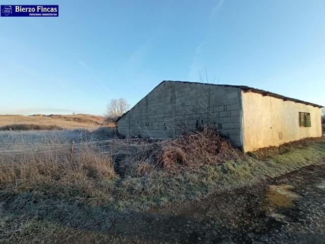 Terreno en venta en Ponferrada, Cuatrovientos photo 0