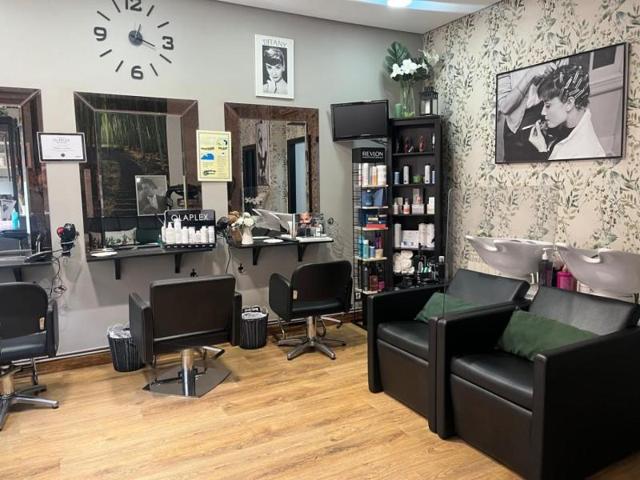 Local comercial en venta en Cigales, Cigales photo 0