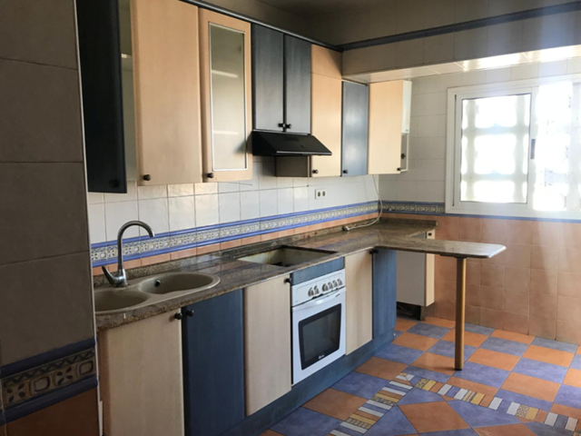 Piso en venta en Tarragona photo 0