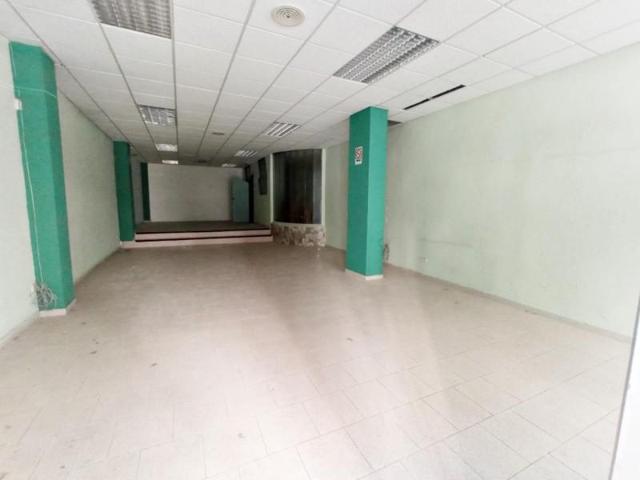 Local comercial en venta en Zaragoza, Almozara photo 0