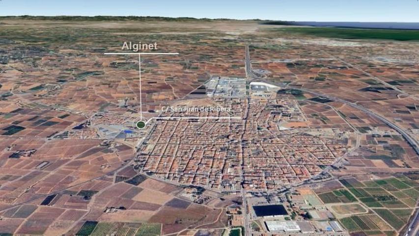 Terreno en venta en Alginet, Centro photo 0