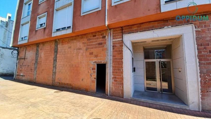 Local comercial en venta en Carral, Carral-Paleo photo 0