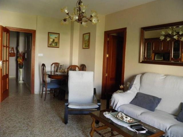 Piso en venta en Villanueva Mesía, Centro photo 0