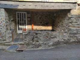 Casa con terreno en venta en Benuza, Benuza photo 0