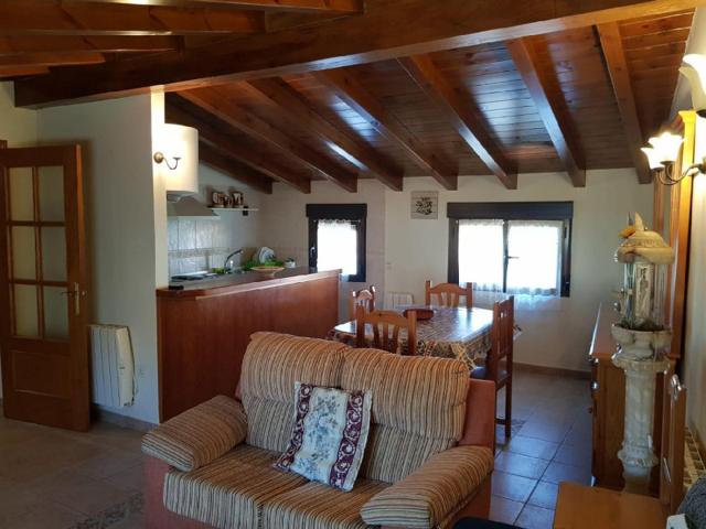 Piso en venta en Jerte, REBOLLARES photo 0