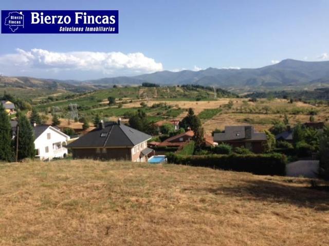 Terreno en venta en Ponferrada, Campo photo 0