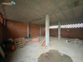 Local comercial en venta en Villar del Rey, Villar del Rey photo 0