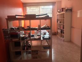 Local comercial en venta en Sabadell, La Romanica photo 0