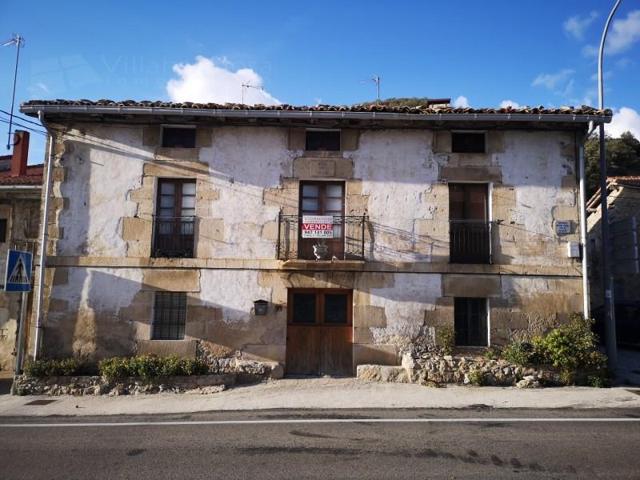 Casa en venta en Villarcayo de Merindad de Castilla la Vieja photo 0