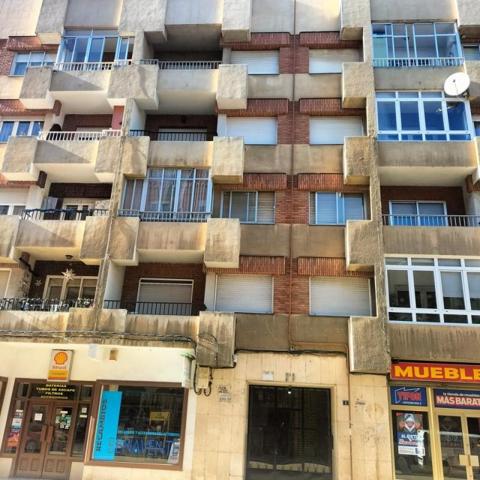 Piso en venta en Benavente, El Ferial, 49600 photo 0