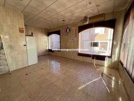 Local comercial en venta en Lucena, Calle Dolores la de la Huerta, 14900 photo 0