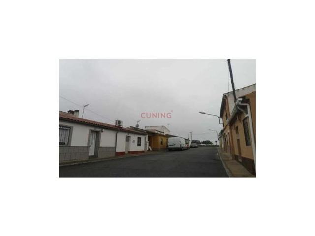 Casa en venta en Miajadas photo 0