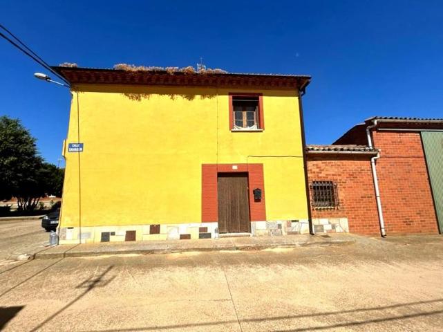Casa en venta en Fontihoyuelo, Santervás de Campos photo 0