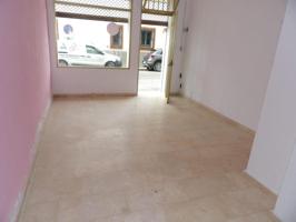 Local comercial en venta en Algeciras, SALESIANOS photo 0