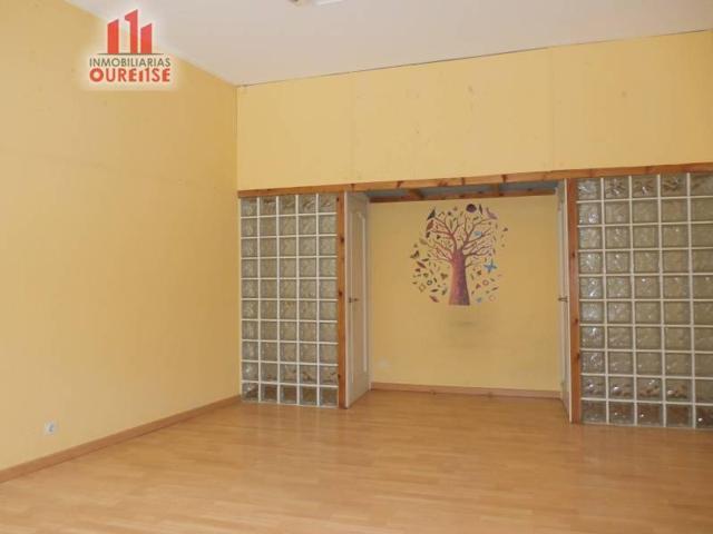 Local comercial en venta en Ourense, Centro photo 0