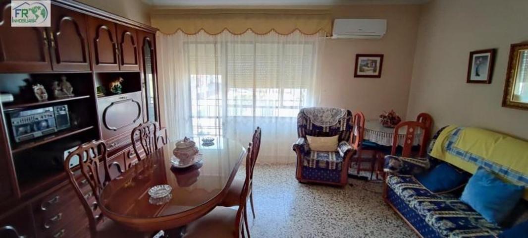 Piso en venta en Andújar, Andujar photo 0