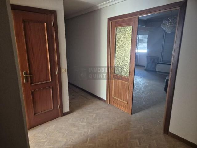 Piso en venta en Quintanar de la Orden photo 0