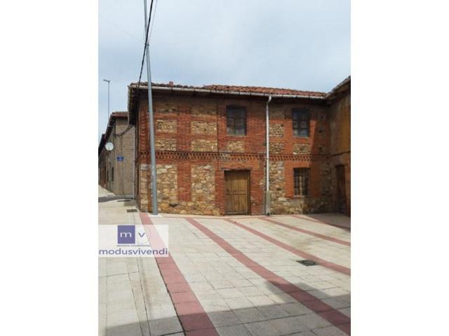 Casas de pueblo en venta en Cuadros photo 0