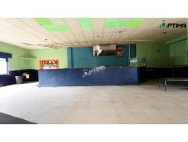 Local comercial en venta en Outes photo 0