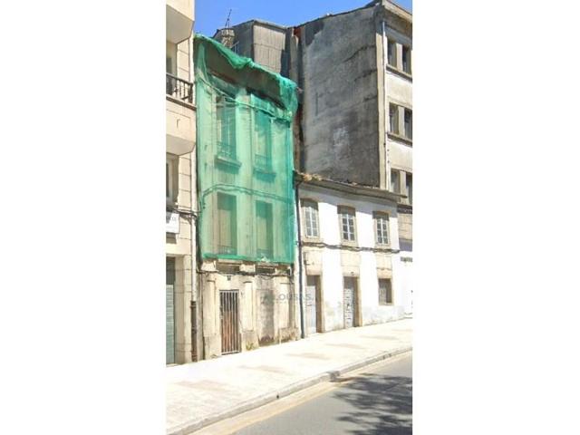Edificio en venta en Lugo photo 0
