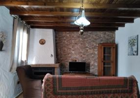 Piso en venta en Jubrique photo 0