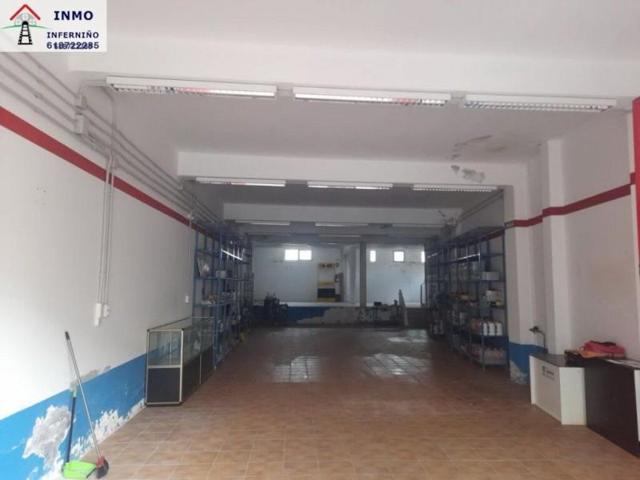 Local comercial en venta en Ferrol photo 0