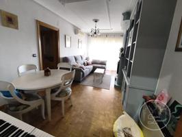 Piso en venta en Arévalo photo 0
