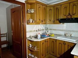 Casa en venta en Manzanares, Centro photo 0