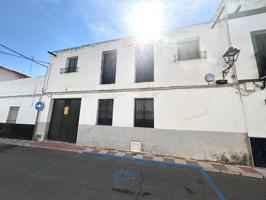 Local comercial en venta en Alcalá del Río, Alcala Del Río photo 0