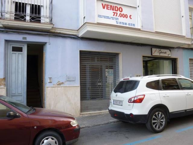 Local comercial en venta en Almansa, San Roque photo 0