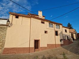 Casas de pueblo en venta en Calamocha, Cutanda photo 0
